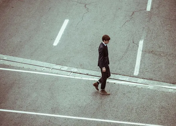 Editorial photograph by Alejandro Escamilla, selected for the background craft collection.